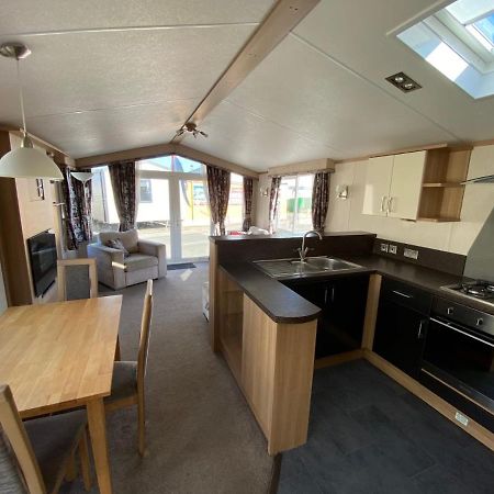 8 Berth Caravan Skegness Golden Palm Resort Chapel Saint Leonards Exteriör bild