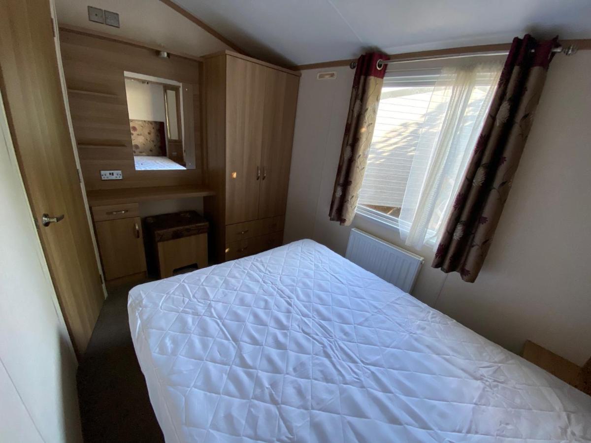 8 Berth Caravan Skegness Golden Palm Resort Chapel Saint Leonards Exteriör bild